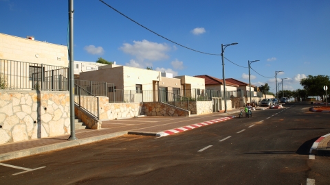 בתי קבע.JPG