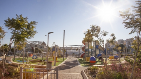 גן משחקים (2).jpg