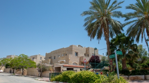רחוב.jpg