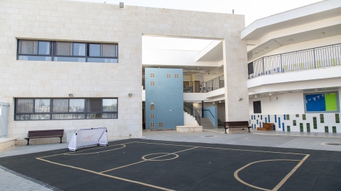 מגרש.jpg